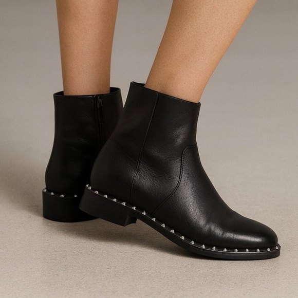 Schutz Black Leather Studded Ankle Boots Women’s 9.5B Rocker Moto Booties Brazil - Picture 1 of 13